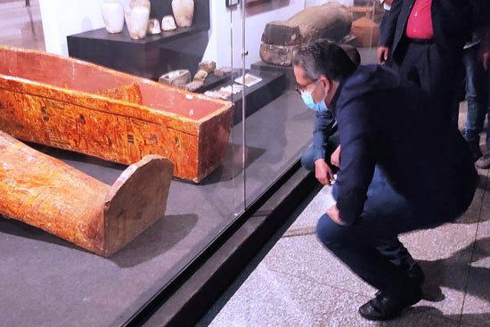  وزير السياحة يزور متحف الأقصر  (11)