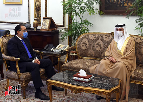 مصطفى مدبولى ورئيس البحرين (1)