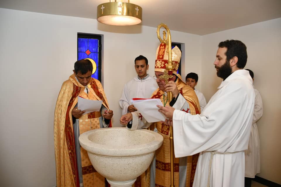 سفير الفاتيكان يشارك المطران شيحان في تدشين المباني بالكنيسة (14)