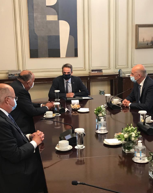 وزير الخارجية مع رئيس وزراء اليونان