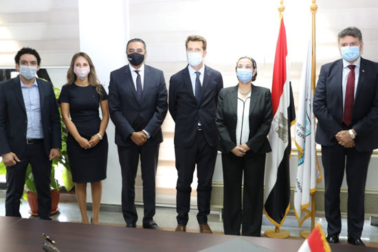 شراكة استراتيجية بين وزارة البيئة وڤودافون مصر (1)