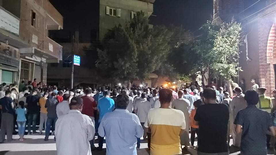 جنازة الشهيد مصطفى عبد الجليل بمنية شبين القناطر 5 جنازة الشهيد مصطفى عبد الجليل بمنية شبين القناطر 5
