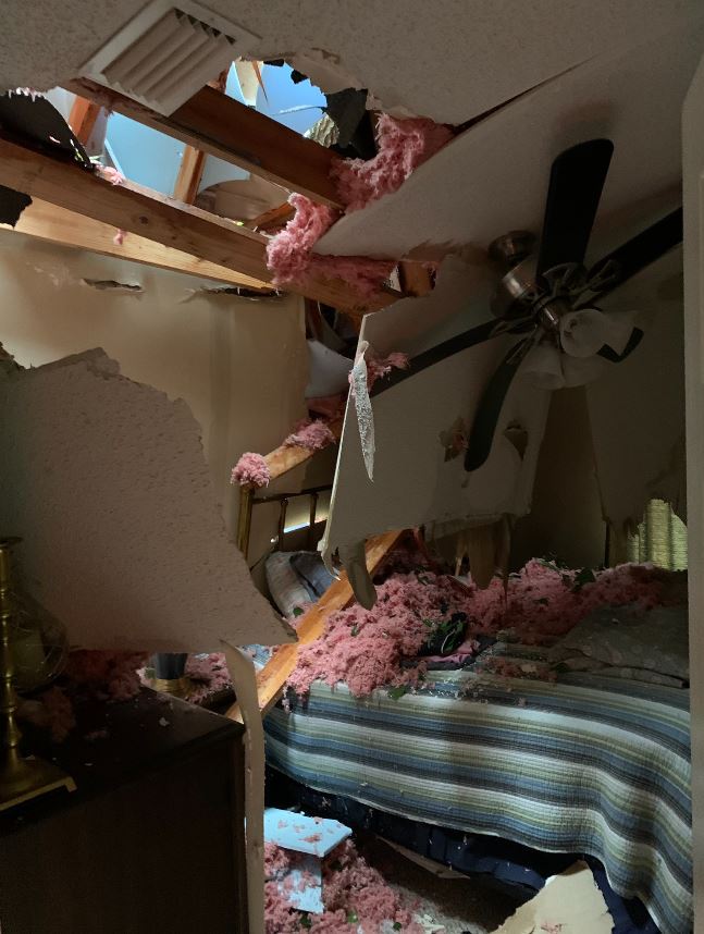 منزل مدمر بسبب الإعصار سالي