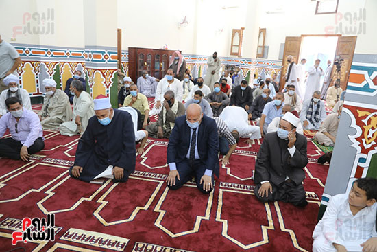 السكرتير المساعد لمحافظة سوهاج يشارك فى افتتاح عدد من المساجد الجديدة (1)