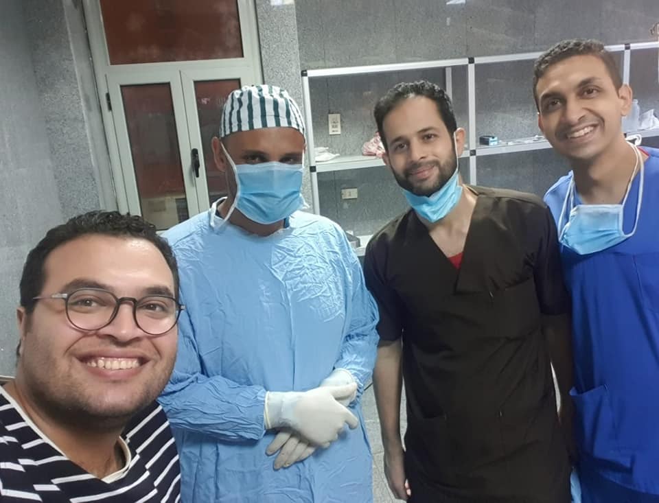 الفريق الجراحي بعد العملية