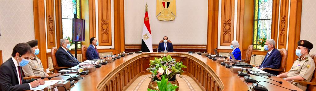 4958107- 4958110 اجتماع الرئيس السيسي مع رئيس الوزراء ووزيرة الصحة