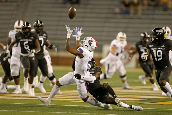 2020-09-20T012217Z_488847061_NOCID_RTRMADP_3_NCAA-FOOTBALL-LOUISIANA-TECH-AT-SOUTHERN-MISSISSIPPI-(1)