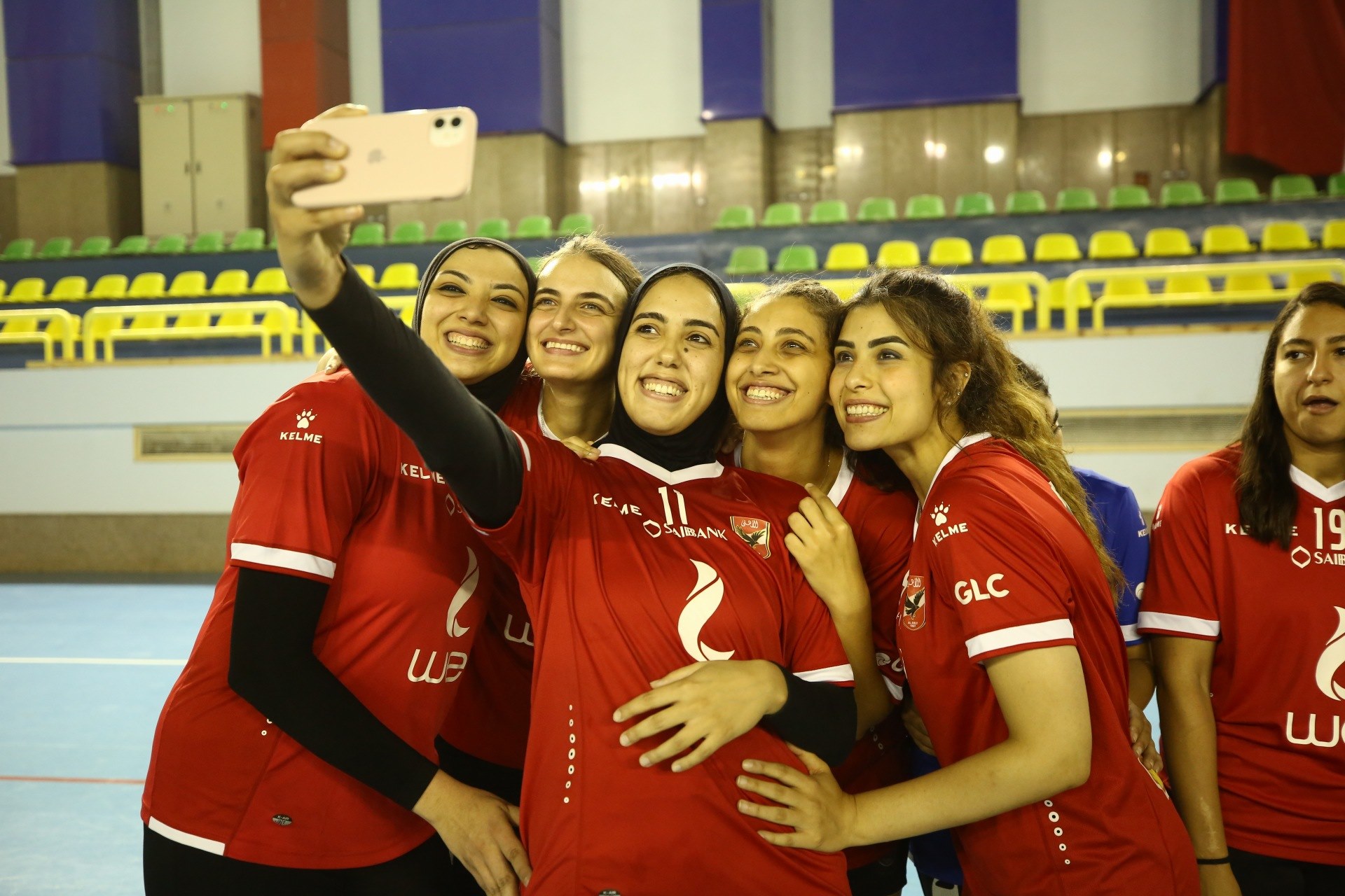 سيدات الكرة الطائرة  في الاهلي بعد الفوز بكأس مصر