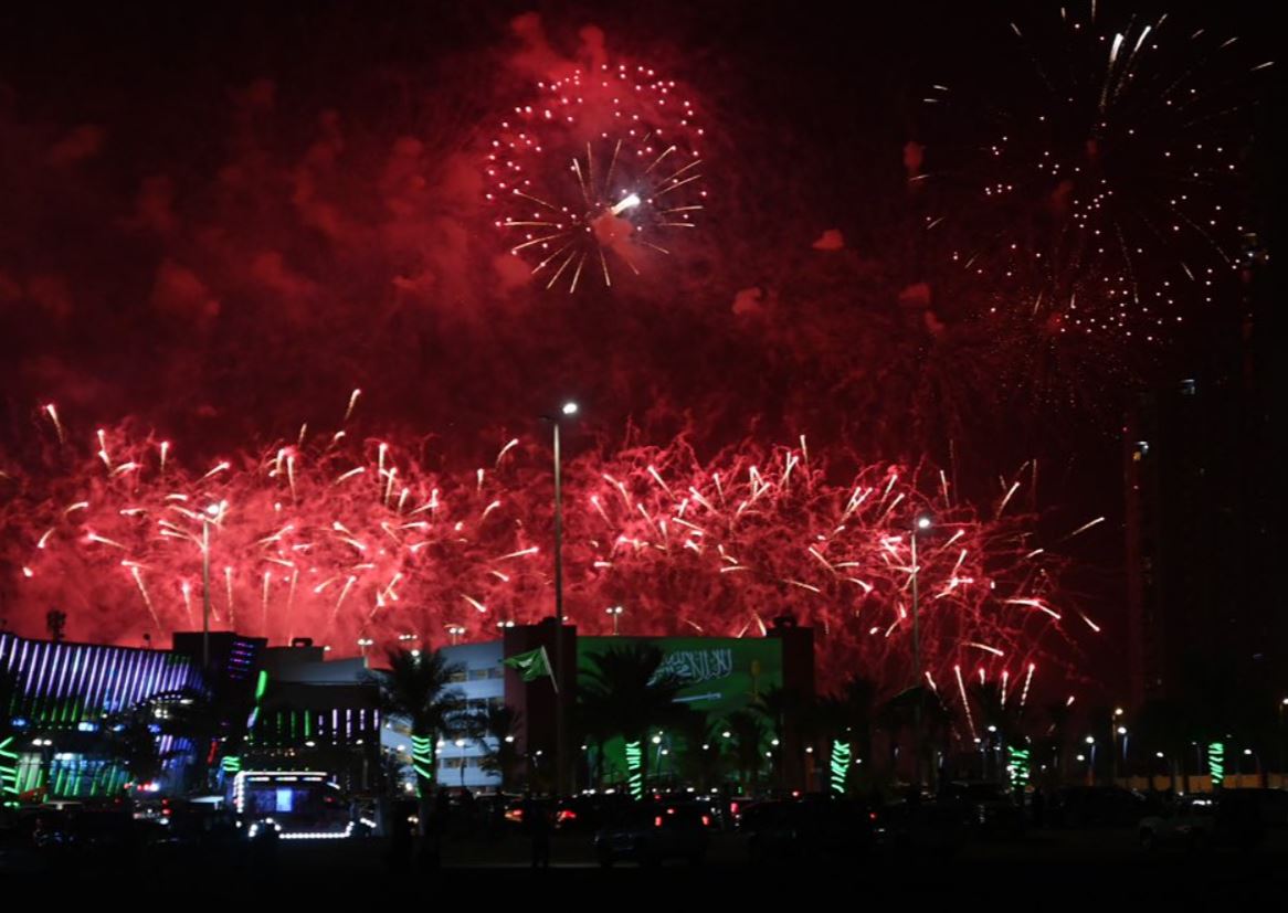 احتفالات السعوديين باليوم الوطني الـ 90