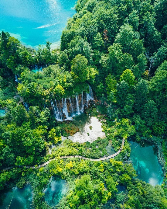 منتزه بحيرة بليتفيتش الوطني (كرواتيا) على انستجرام