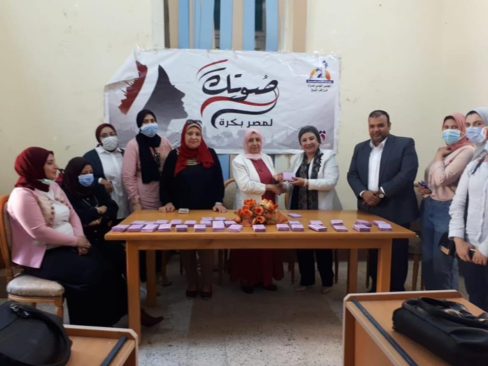 مجهودات فرع المجلس القومي للمرأة فى كفر الشيخ  (7)