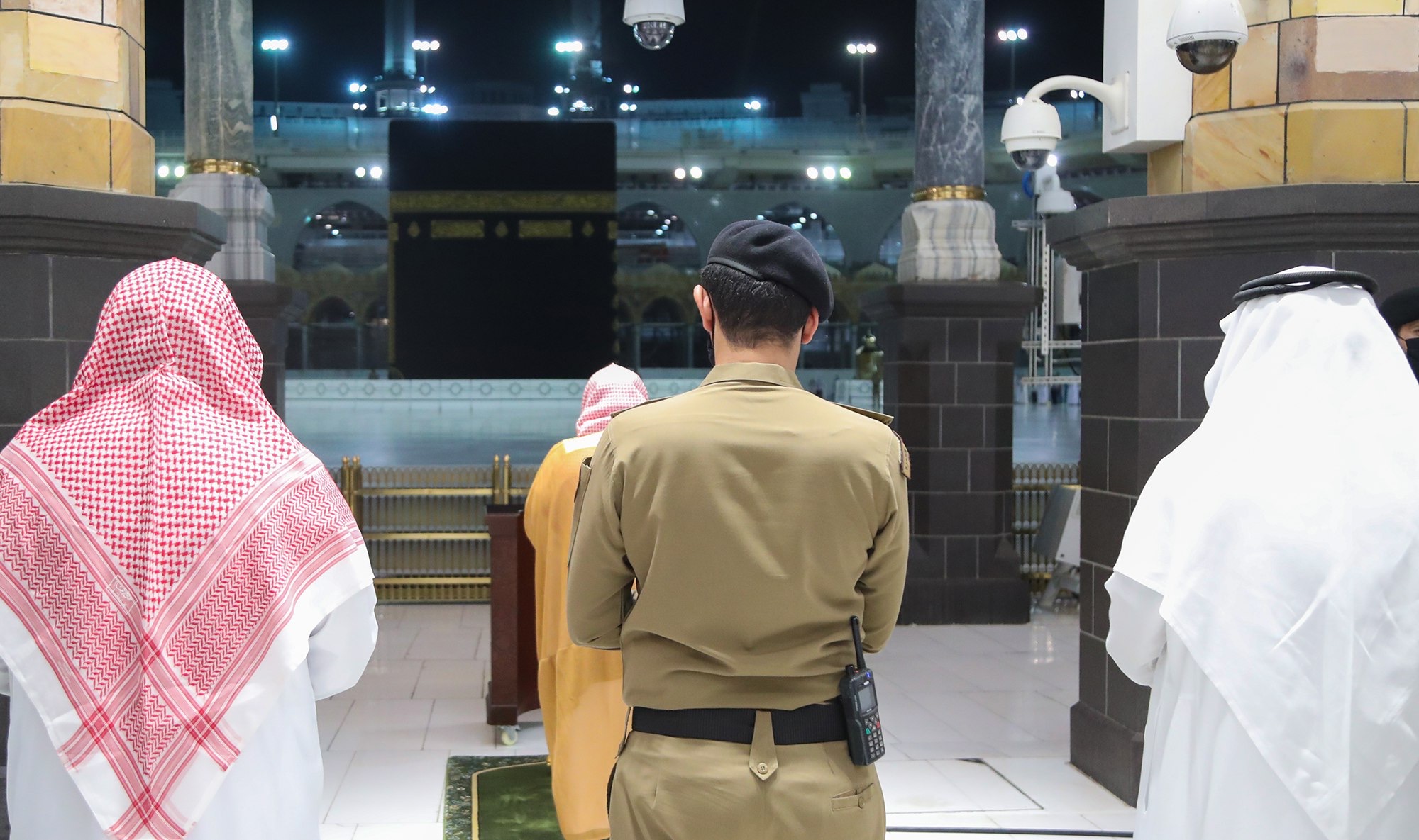 إقامة صلاة الغائب على أمير دولة الكويت بالمسجد الحرام (4)