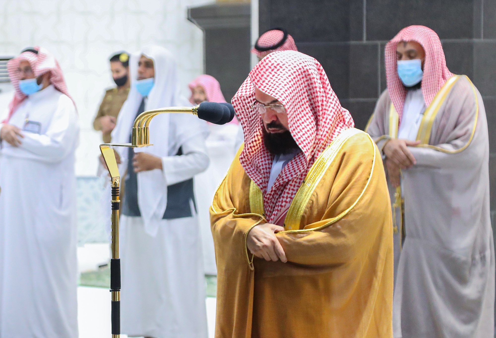 إقامة صلاة الغائب على أمير دولة الكويت بالمسجد الحرام (1)