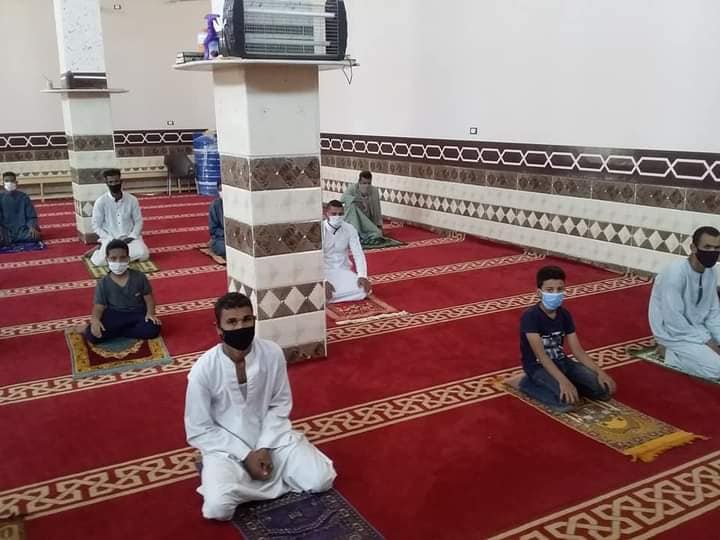 الأقصر تشهد إلتزام بصلاة الجمعة للأسبوع الثانى وإفتتاح 4 مساجد  (2)