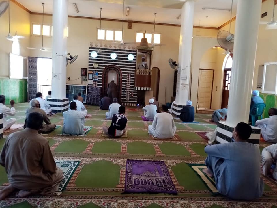 الأقصر تشهد إلتزام بصلاة الجمعة للأسبوع الثانى وإفتتاح 4 مساجد  (1)