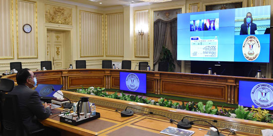 رئيس الوزراء يتابع الموقف التنفيذي للمشروعات التنموية والخدمية محافظة كفر الشيخ (3)