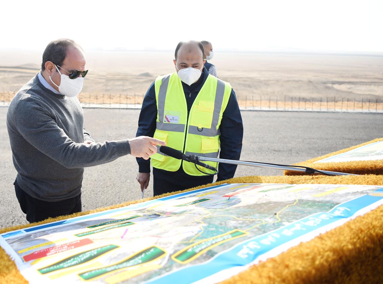 الرئيس يستهل أول أيام 2021 بتفقد قطاعات القوس الغربى للطريق الدائرى الأوسطى (8)