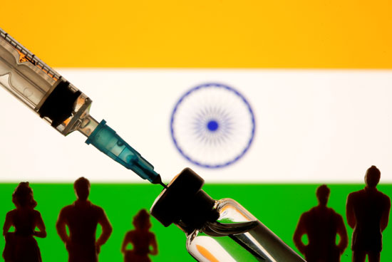 الهند تستعد لتوزيع جرعات لقاح كورونا مع بدء أكبر حملة تطعيم