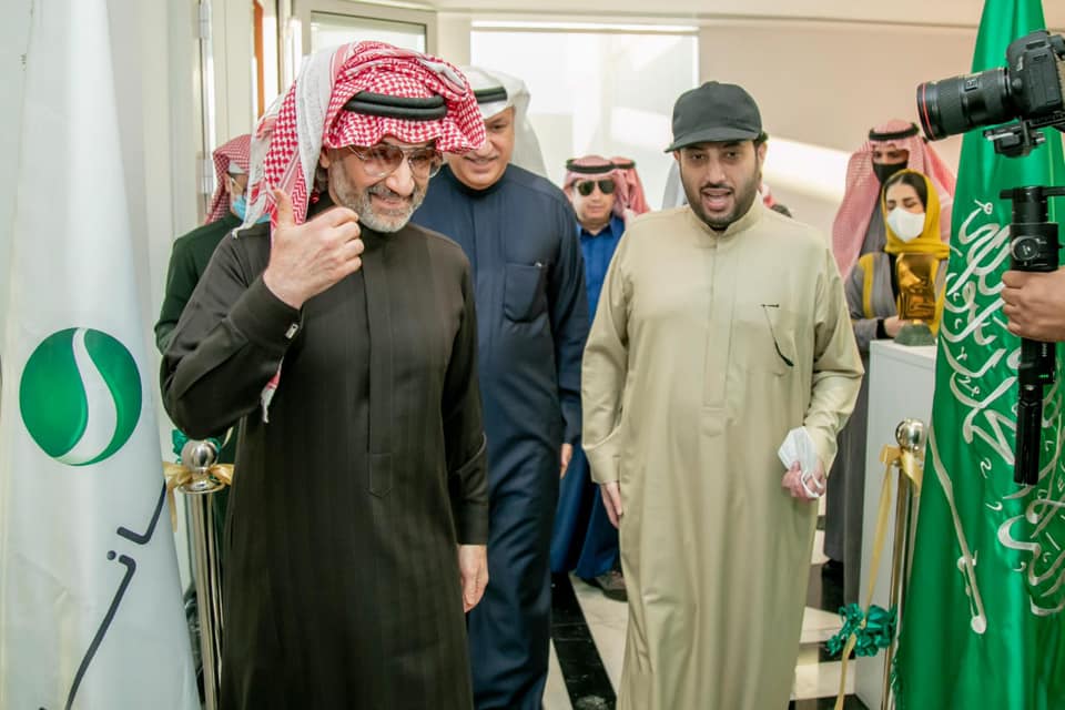 تركى آل الشيخ والوليد بن طلال وسالم الهندى يشهدان افتتاح المقر الجديد لشركة روتانا في الرياض  (8)