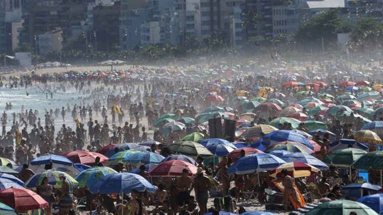 شاطئ برازيلى