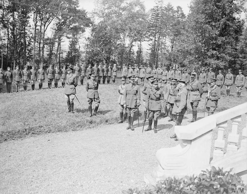 The_Official_Visits_To_the_Western_Front,_1914-1918_Q12097