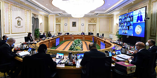 اجتماع مجلس الوزراء عبر تقنية الفيديو كونفرانس (4)