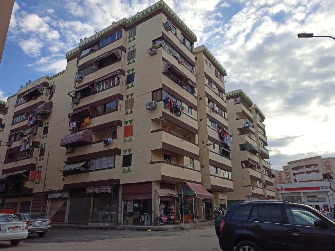 محافظ بورسعيد يفتتح مشروعات مشكاة نور بعد تطوير 1340 وحدة سكنية (1)