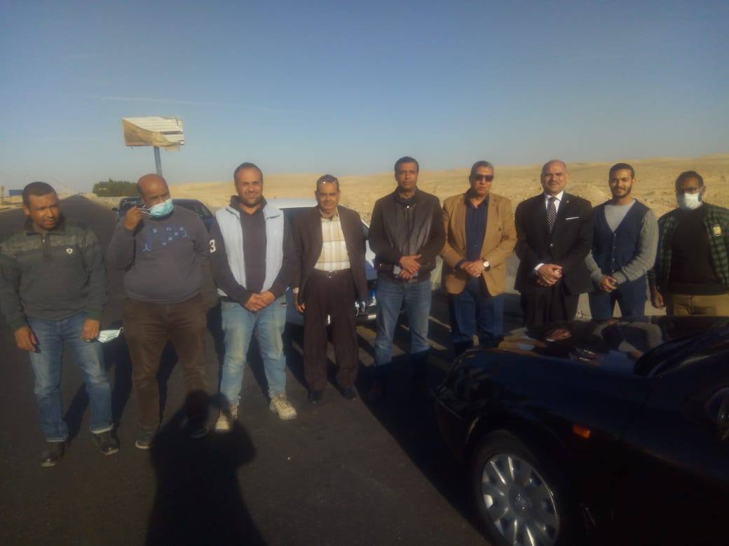 رئيس جامعة الأقصر يقود جولة بمقر الأرض المخصصة لإنشاء الجامعة بمدينة طيبة