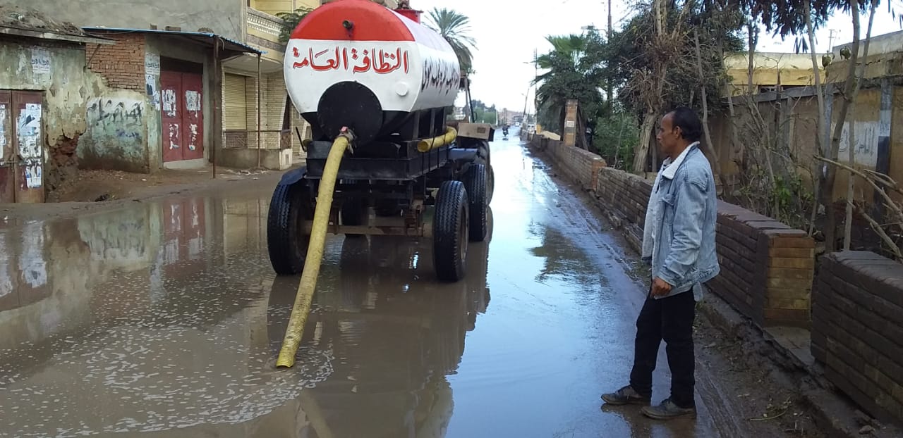 رفع مياه الامطار بكفر الشيخ