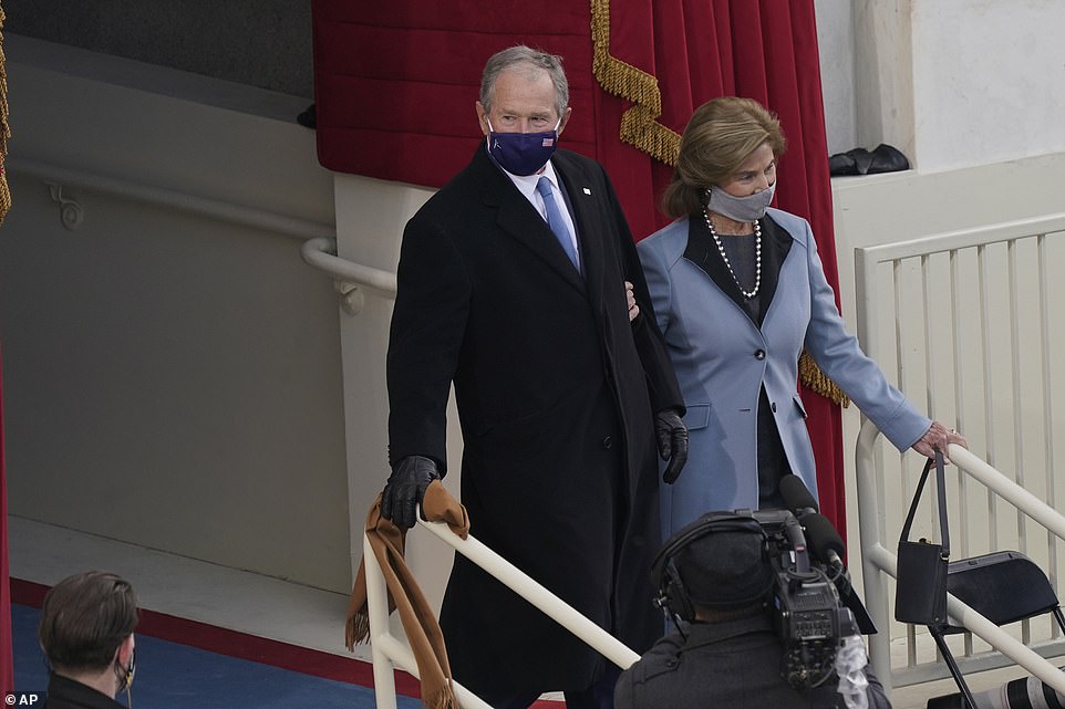 جورج دبليو بوش وزوجته