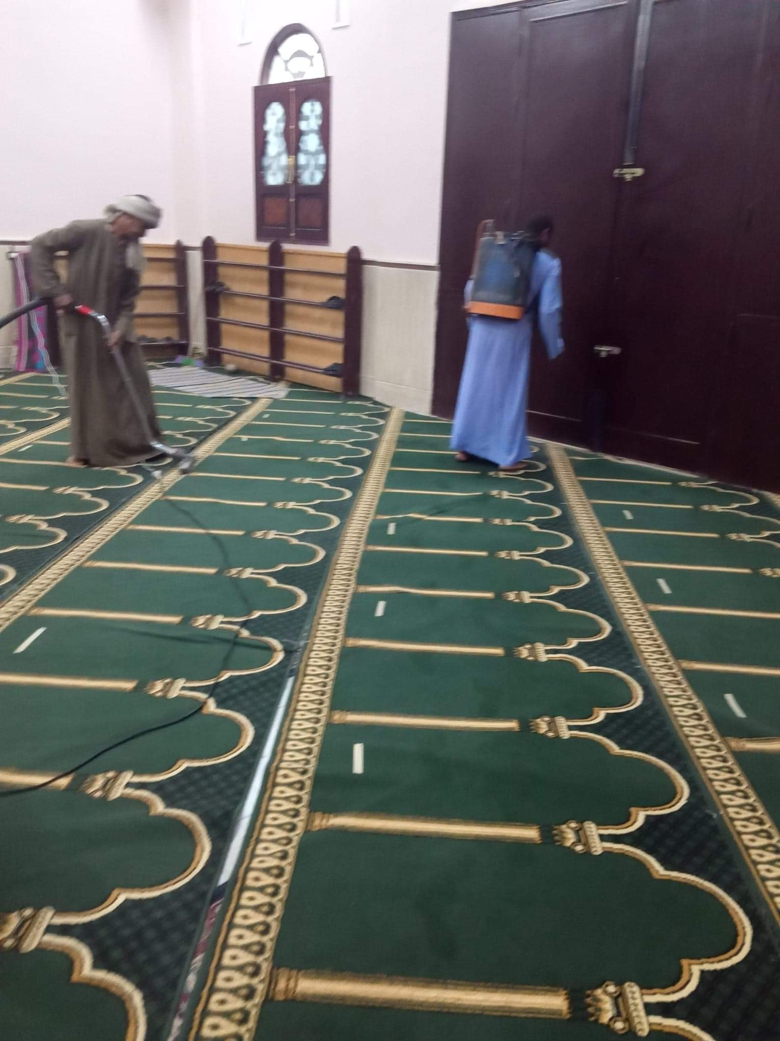 حملات التطهير الشاملة للمساجد قبل صلاة كل جمعة بالأقصر حملات التطهير الشاملة للمساجد قبل صلاة كل جمعة بالأقصر