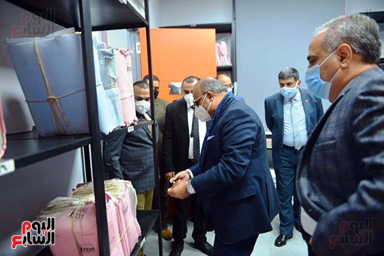 افتتاح مكتب السجل التجارى النموذجي بمنطقة شمال القاهرة (41)