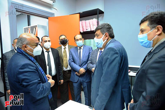 افتتاح مكتب السجل التجارى النموذجي بمنطقة شمال القاهرة (21)