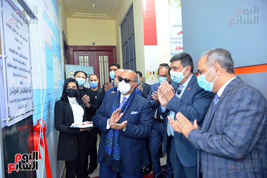 افتتاح مكتب السجل التجارى النموذجي بمنطقة شمال القاهرة (48)