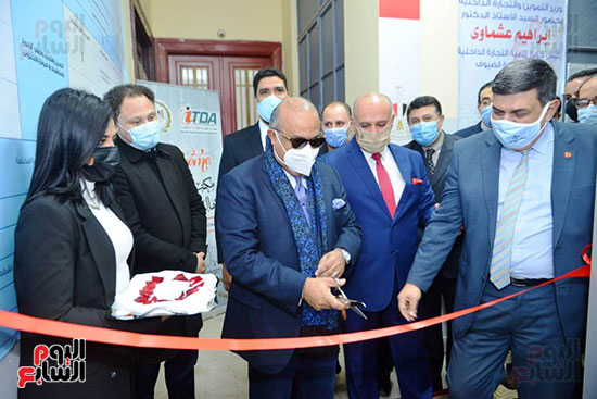 افتتاح مكتب السجل التجاري النموذجي بمنطقة شمال القاهرة (36)