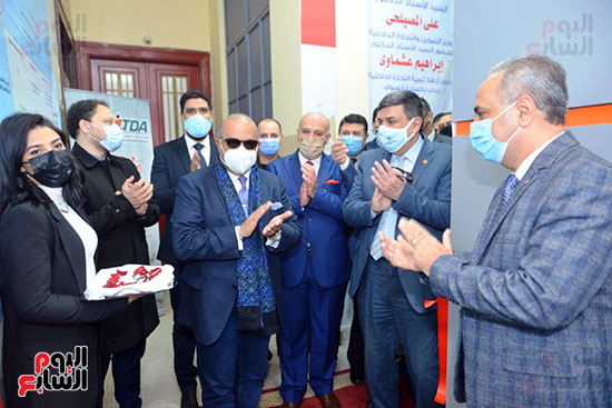 افتتاح مكتب السجل التجارى النموذجي بمنطقة شمال القاهرة (31)