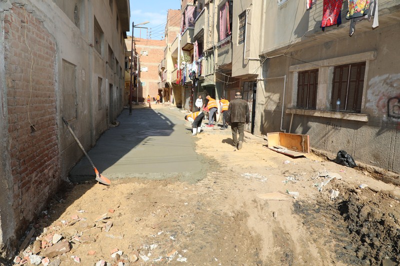 محافظ المنوفية يتابع أعمال التطوير بعدد من شوارع العزبة (7)