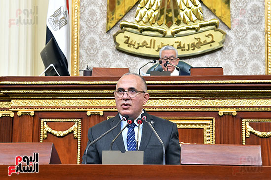 وزير الرى أمام مجلس النواب وزير الرى أمام مجلس النواب