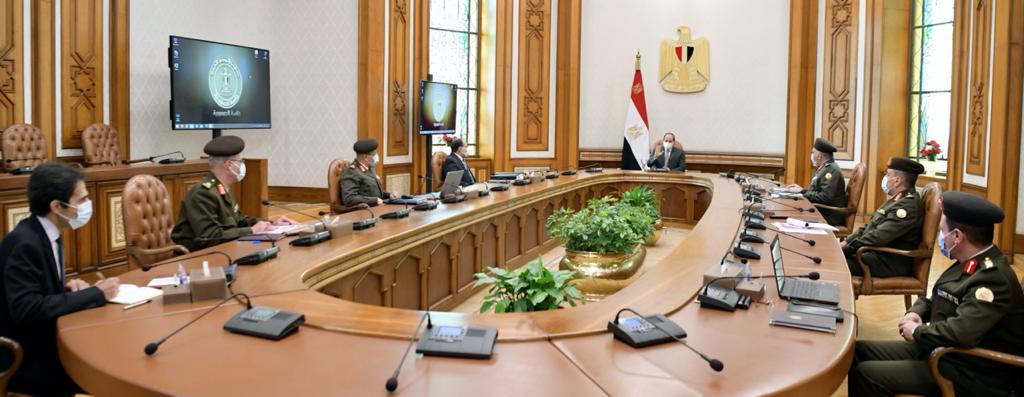 الرئيس السيسى يستعرض الموقف الإنشائى لعدد من مشروعات الهيئة الهندسية على مستوى الجمهورية
