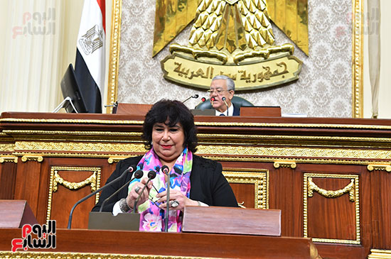 وزيرة الثقافة بالمجلس وزيرة الثقافة بالمجلس