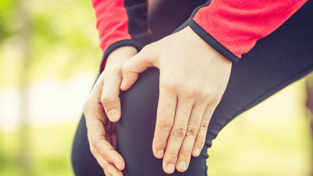 woman-knee-arthritis