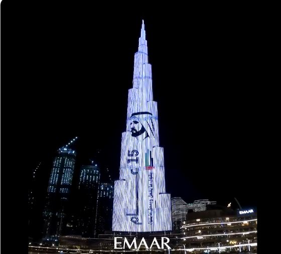 برج خليفة يحتفي بمرور 15 عاما على تولي محمد بن راشد رئاسة حكومة الإمارات