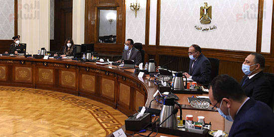رئيس الوزراء يتابع موقف مشروع تطوير عواصم المحافظات والمدن الكبرى (4)