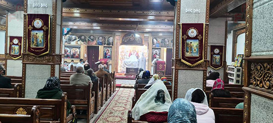 كنائس القاهرة تستأنف القداسات (16)
