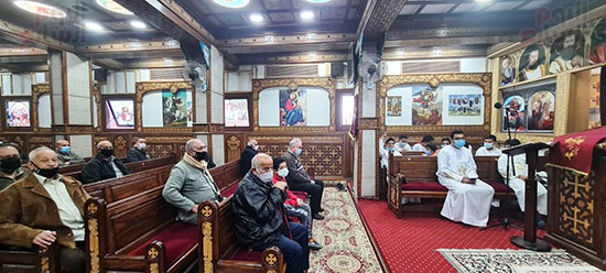 كنائس القاهرة تستأنف القداسات (14)