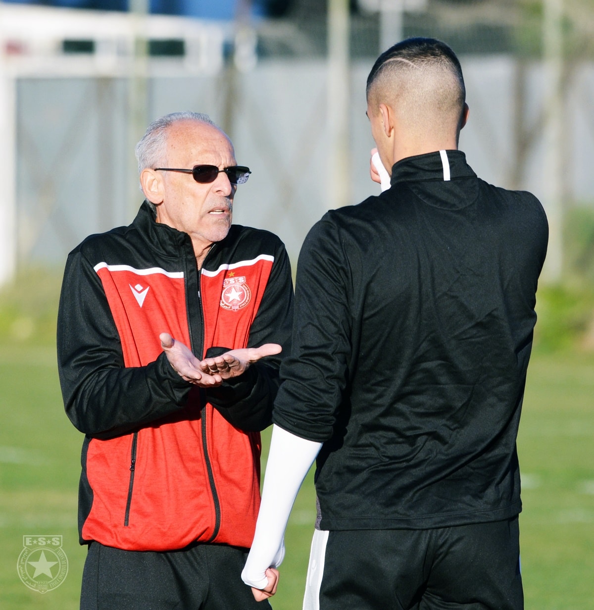 النجم الساحلى (4)