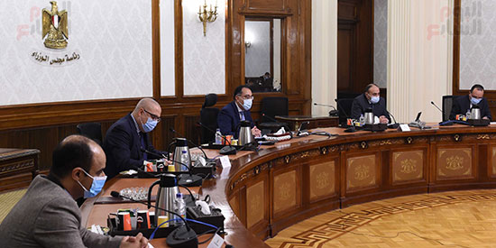 رئيس الوزراء يتابع توفير التمويل المطلوب لتنفيذ مبادرة الرئيس سكن كل المصريين (1)