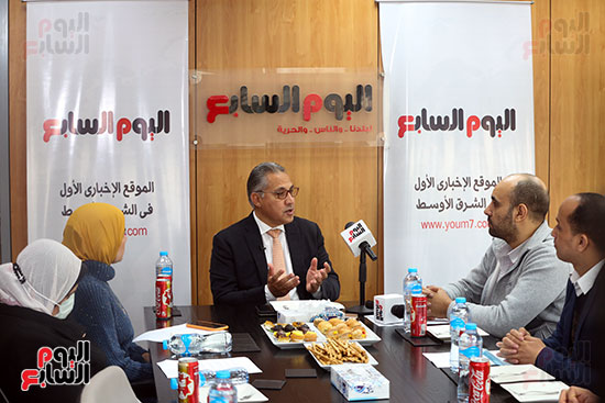 النائب أحمد السجينى يجيب على أسئلة المواطنين فى مبادرةالبرلمان والناس (10)