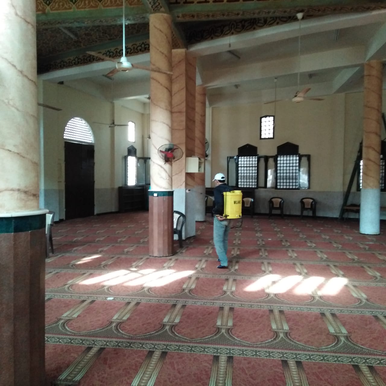 استمرار اعمال النعقيم والتطهير بالمساجد بكفر الشيخ