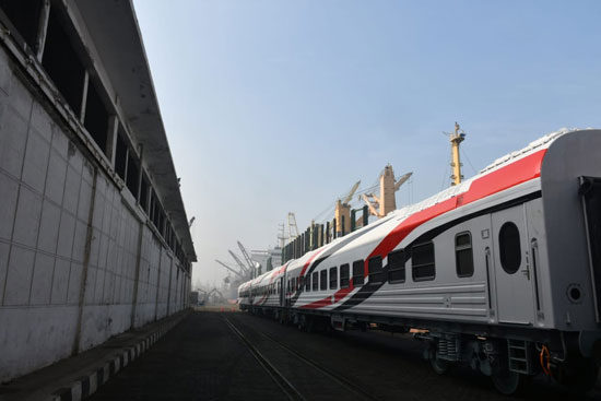 وصول 22 عربة سكة حديد روسية جديدة للركاب ميناء الإسكندرية (3)